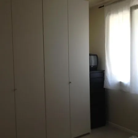 Heliopolis-wohnung Mit Blick Aufs Wasser By Interhome דירה