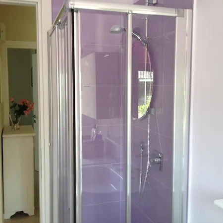 Heliopolis-wohnung Mit Blick Aufs Wasser By Interhome מנרבה דל גארדה